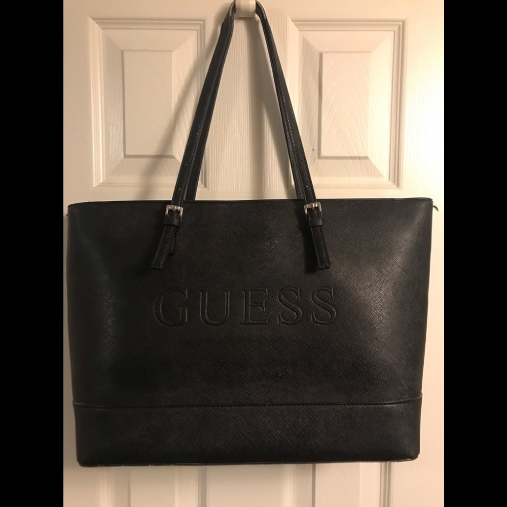 Guess tote 👜!!